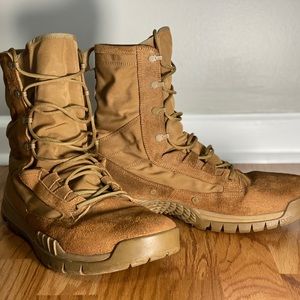 Nike SFB Field 8” Coyote Brown Tactical Boots